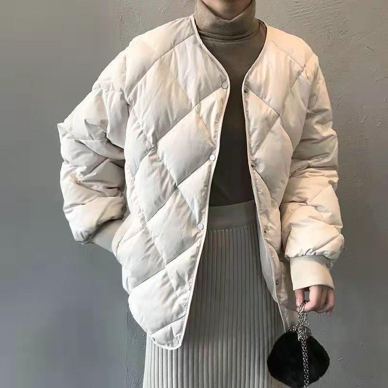 2025 Winter Women's Loose Diamond Pattern Round Neck Down Cotton Jacket - Short College Style