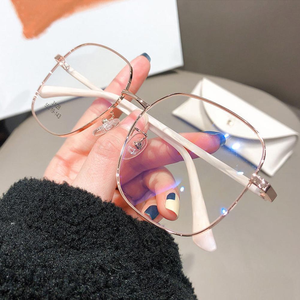 Fashion Large Frame Anti Blue Light Glasses Metal Frame Glasses Lightweight Comfortable Transparent Glasses For Women Men