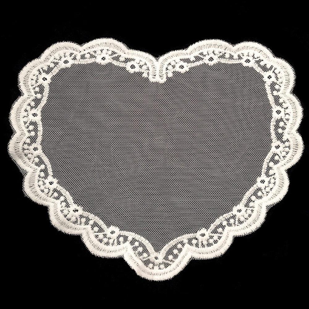 Heart-shaped Wedding Name Tags Lace Design Romantic Table Decor Lace Place Cards  Romantic Party Style-4