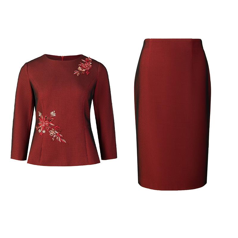 Wine Red Elegant Two-Piece Mother of the Groom Dress: Autumn 2023 Skirt Set