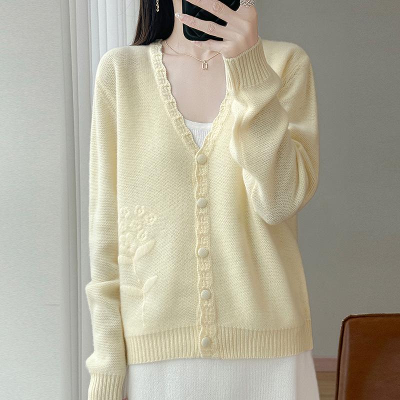 2025 A/W Women's V-Neck Pure Wool Jacquard Knit Cardigan Sweater