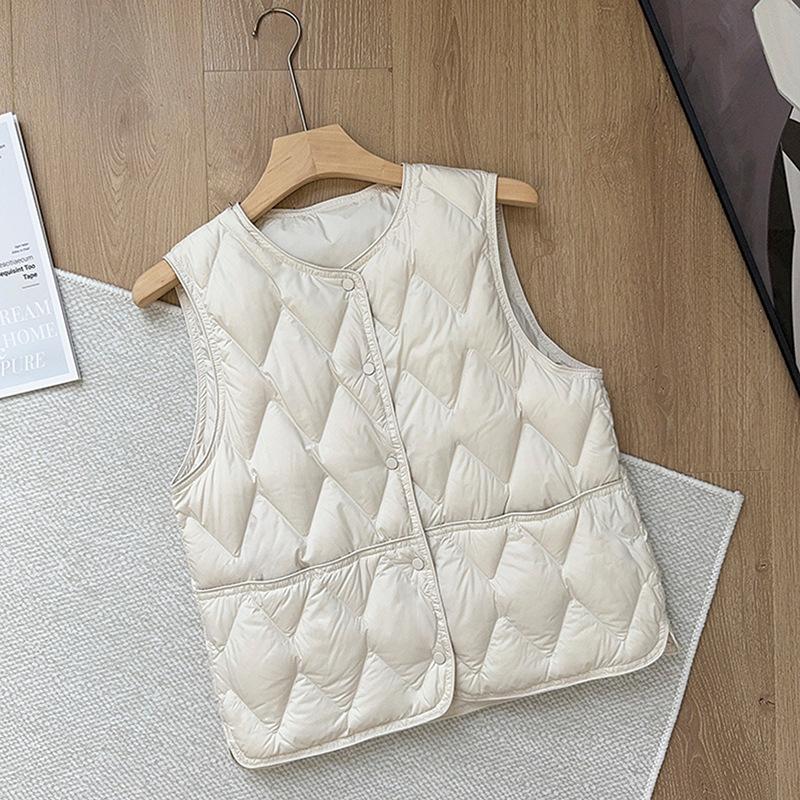Crew neck down vest women's short new light and thin inner liner fashionable foreign white duck down vest winter