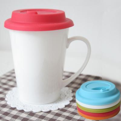 Caneca Eco 350ml com Tampa e Alça em Cor Natural