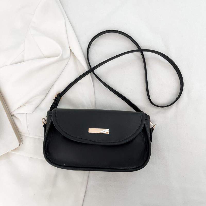 

Splicing texture versatile ins retro commuter shoulder messenger bag women s 2025 new niche small square bag spring and summer