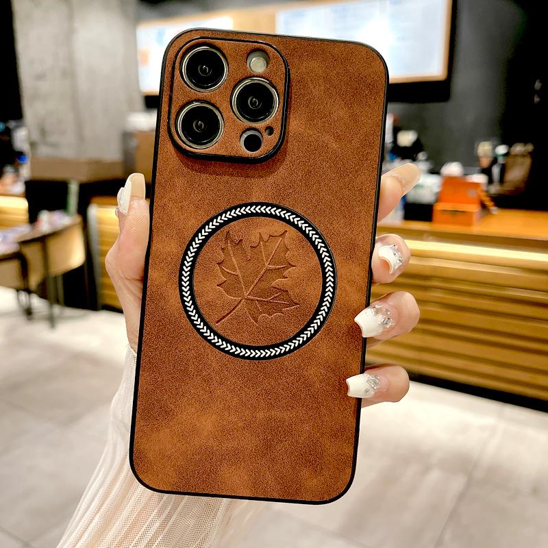 Retro Leather Maple Leaf Case For iPhone 17 16 15 14 13 12 11 Pro Max 16E iPhone15 iPhone14 16Pro ProMax Magsafe Charge Covers
