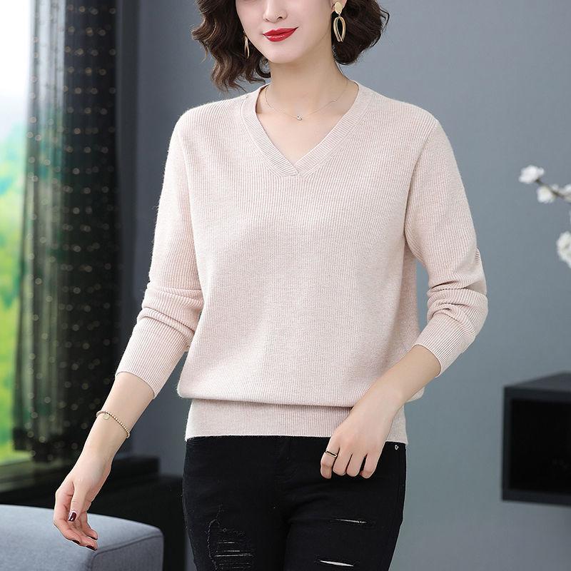 Plus Size Women's V-Neck Knitted Pullover Sweater - Autumn/Winter Loose Fit