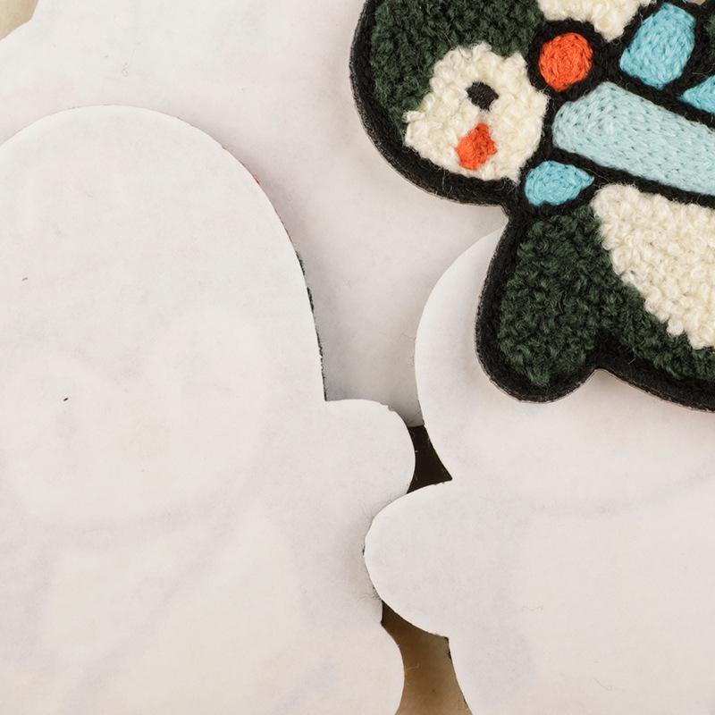 Self-Adhesive Chenille Animal Embroidery Patch for Clothing Accessories