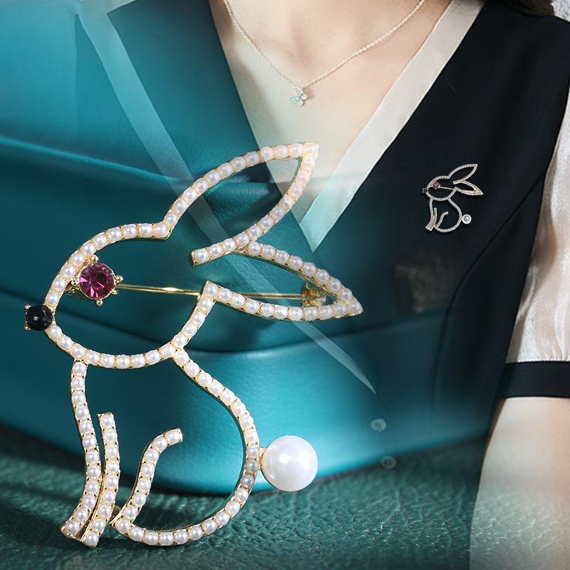 Rabbit Brooch Simple Cute Delicate Pin Wholesale Lightweight Corsage Clothing Accessories Gift Accessories