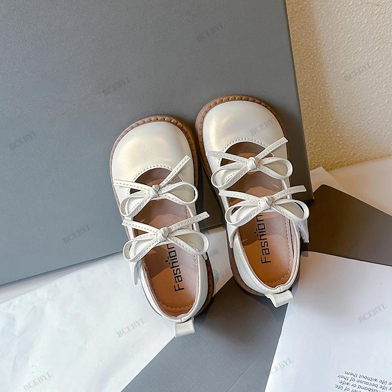 

Soft Lightweight Elegant Bow Flat Sandals Baby Girls Summer Fashion Kids One-piece Cute Cartoon Dance Beige/Silver Princess Shoe 22Insole13.5cm бежевый