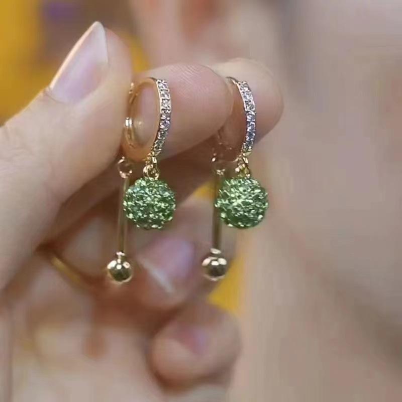

Серьги Горячий список Маленькие нежные серьги-подвески из циркония в форме шара Нишевый дизайн Чувство высококлассных сережек с холодным ветром зелёный