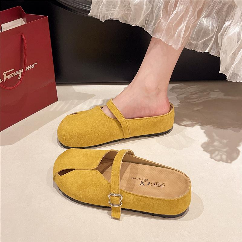 French retro baotou cool slippers women's 2025 new fashion outer wear lazy inner height increase beach boken one-word drag