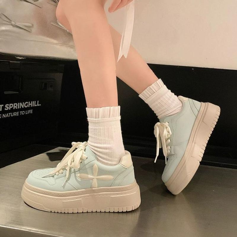 Fashion Autumn Chunky Women Skateboard Shoes Increased Comfortable Casual Sneakers High Quality Campus All-match Women Small White Shoes