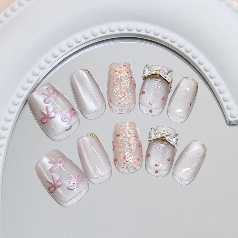 Taro Mud Polka Dot Sparkling Diamond Bow Three-dimensional Cat Eye Gentle Girl Removable Wearable Nails 30 Pieces
