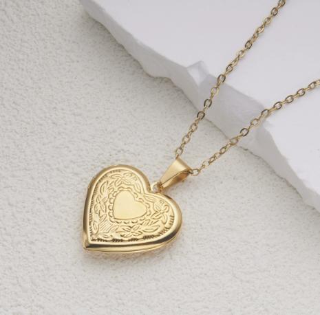 Locket Pendant Necklace for Women, Large 29mm Photo Keepsake Charm