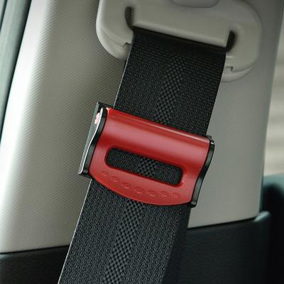 Interiérové doplňky – Príslušenstvo k bezpečnostným pásom