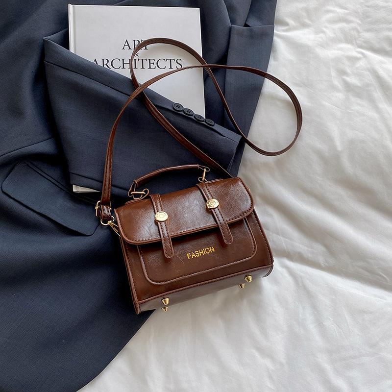

Академический стиль, высококачественная ретро-сумка, женская, весна-лето, универсальная, косая, сумка, модная, высококачественная, переносная сумка через плечо темно-коричневого