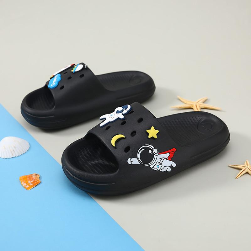 Stylish Cozy And Kids Slippers 2022 Eva Nonslip House Sandals With Cartoon Patterns For Boys And Girls Available In Col Various