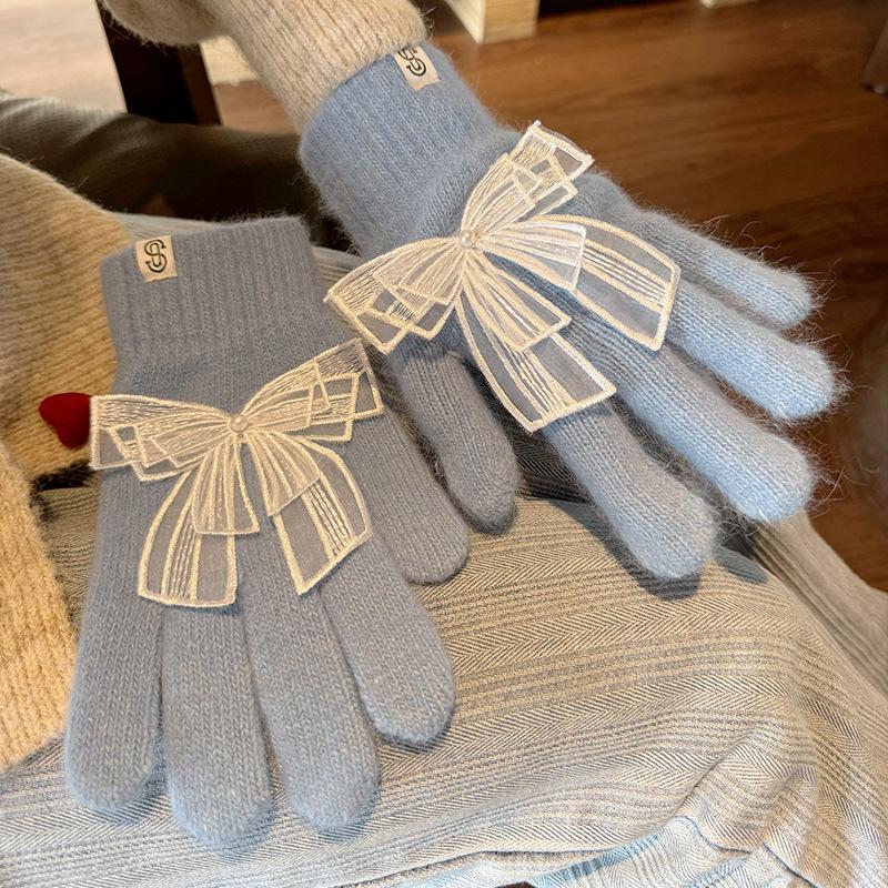 24-Year-old lace bow knitted gloves women's finger cold-proof dew finger gloves tide Korean