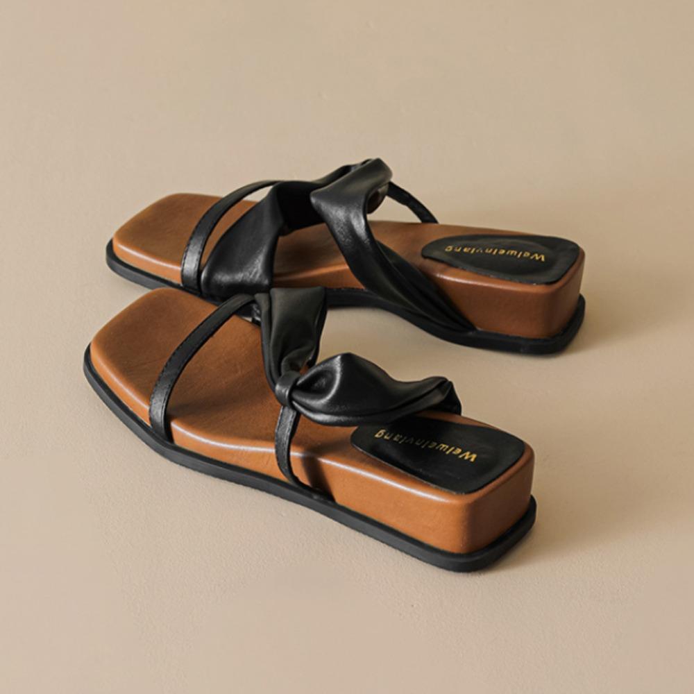 Slippers Woman Sandals Thick-soled Square Head with Cool Slippers for Women in Summer French Retro Wedge Heel Sandals for Women