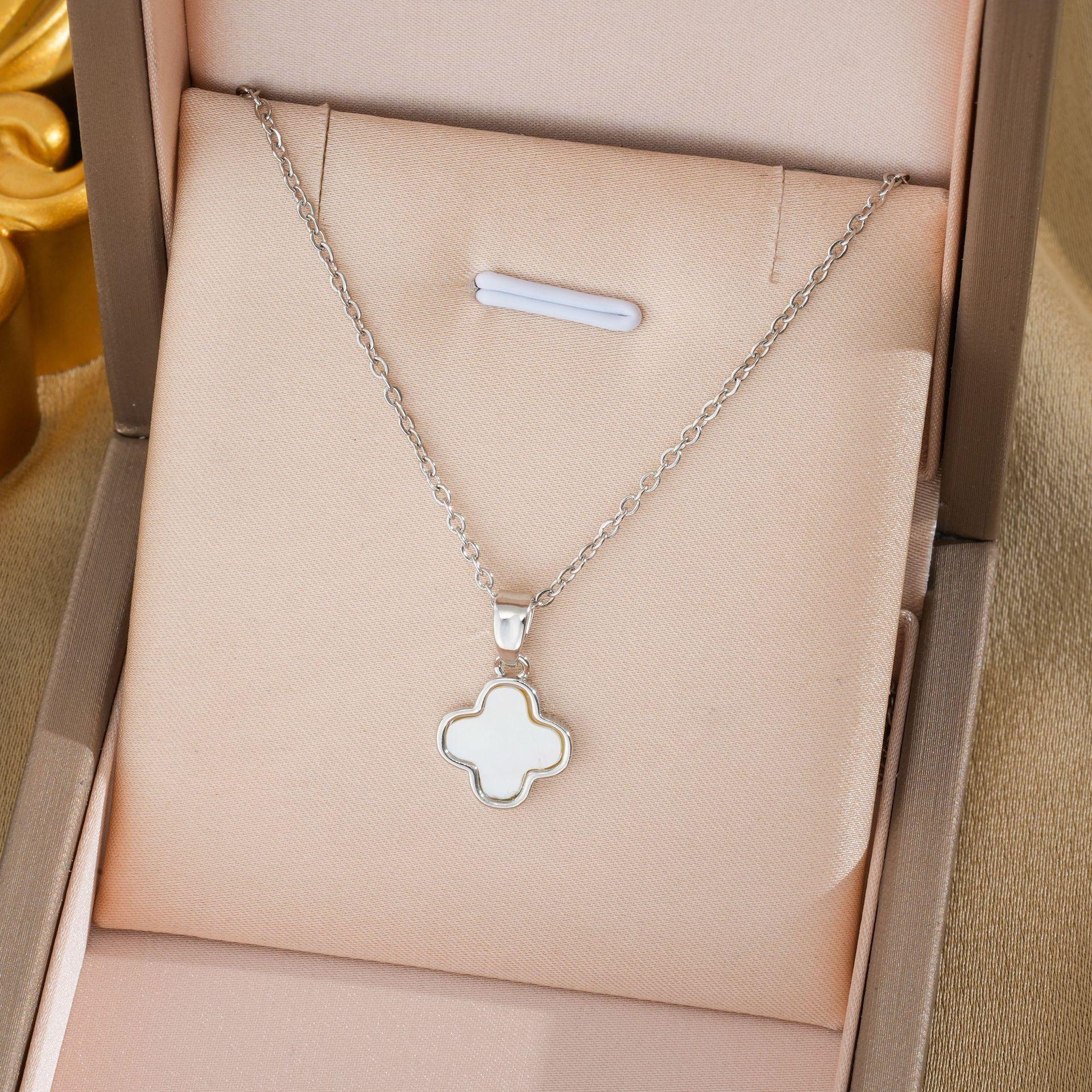 

Ожерелье из титановой стали с четырьмя листами клевера, роскошная красная подвеска, модная индивидуальная цепочка на ключицу, не теряет цвет, женские серьги серебряный