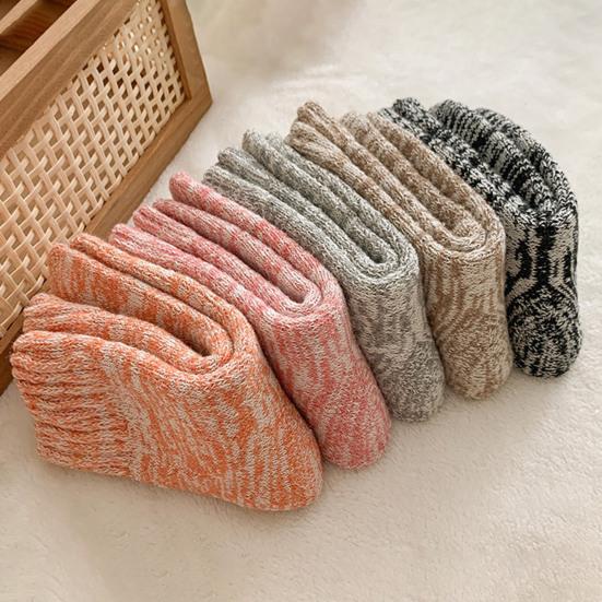 Flauschige Socken für Damen Gemütliche Dicke Flauschige Kniestrümpfe Winter Fleecegefütterte Stiefelsocken Thermische Retro Mid-Calf Warme Socken