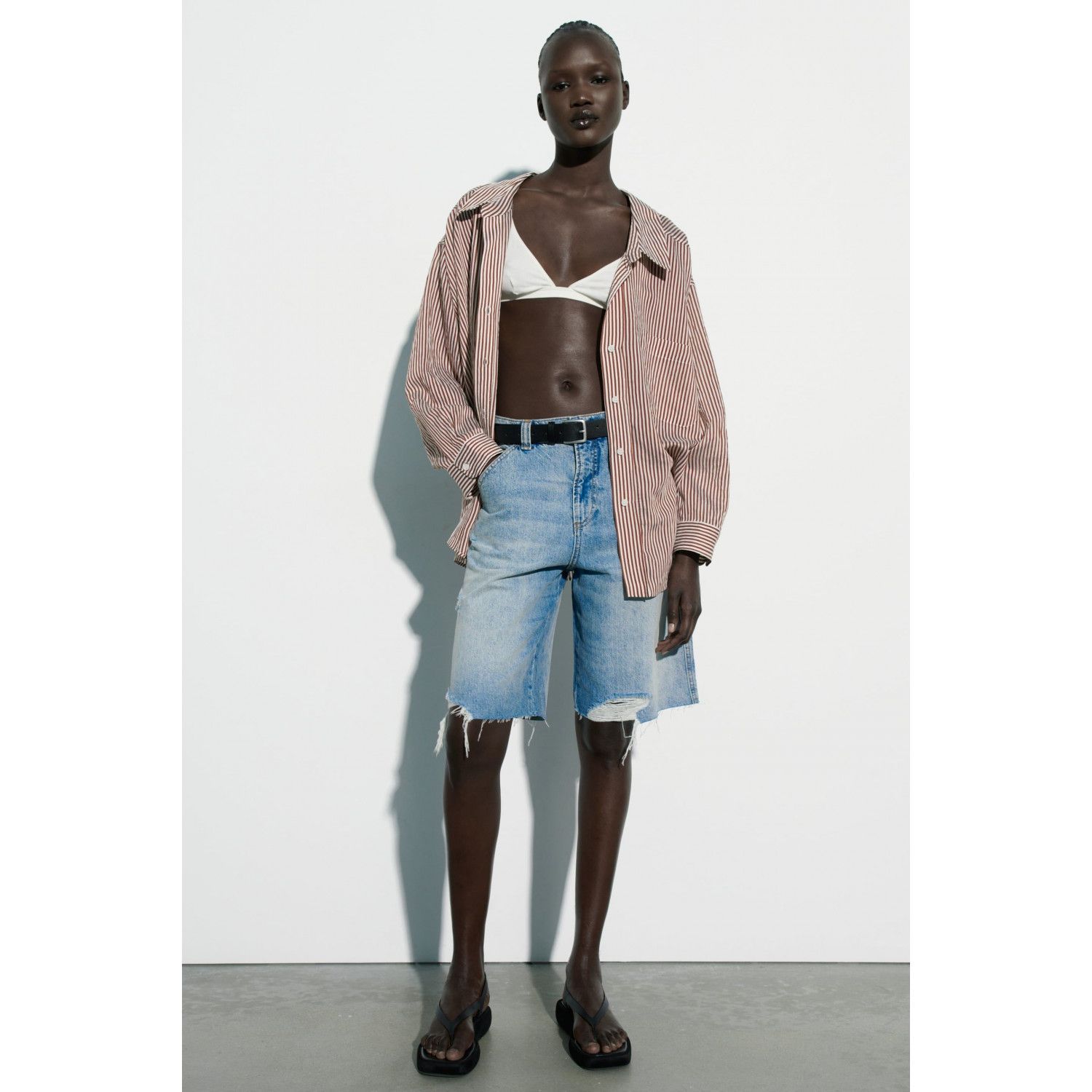 

STRIPED OVERSIZE SHIRT