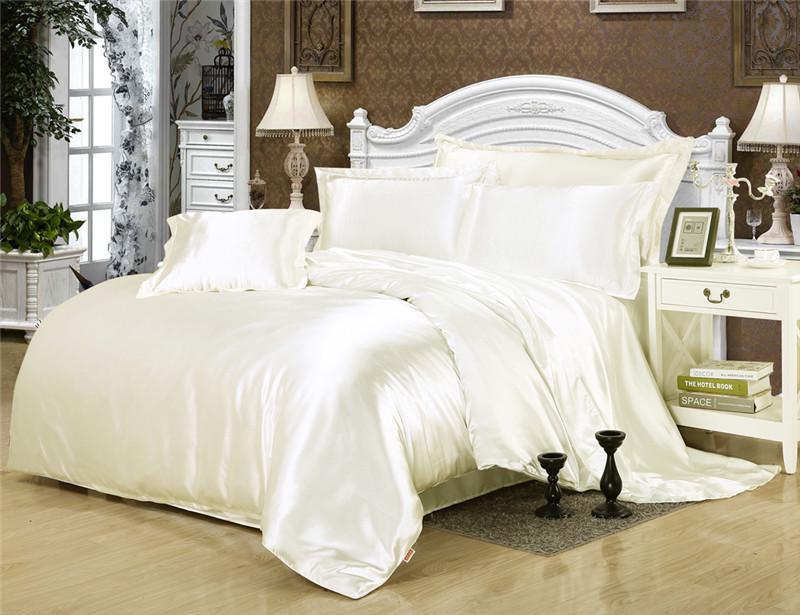 Red Wedding Four-Piece Set: Imitation Mulberry Silk Duvet Cover and Bed Sheet in Solid Color, Double Size, Faux Tencel Tribute Satin.