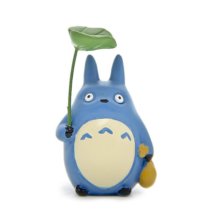 Handcraft Cartoon Totoro Toy With Leaf Pattern For Office Decor And Gift Giving
