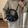 Niche design hand-held pleated small bag women's 2025 new popular retro shoulder messenger bag
