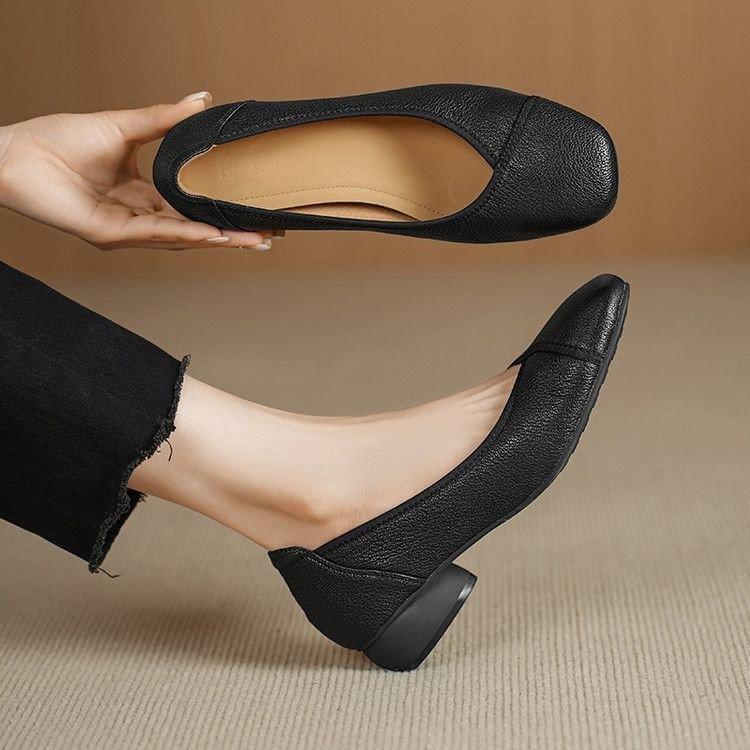 Popular comfortable thick heel single shoes women's autumn 2025 new low heel soft leather women's shoes soft sole one pedal Doudou shoes