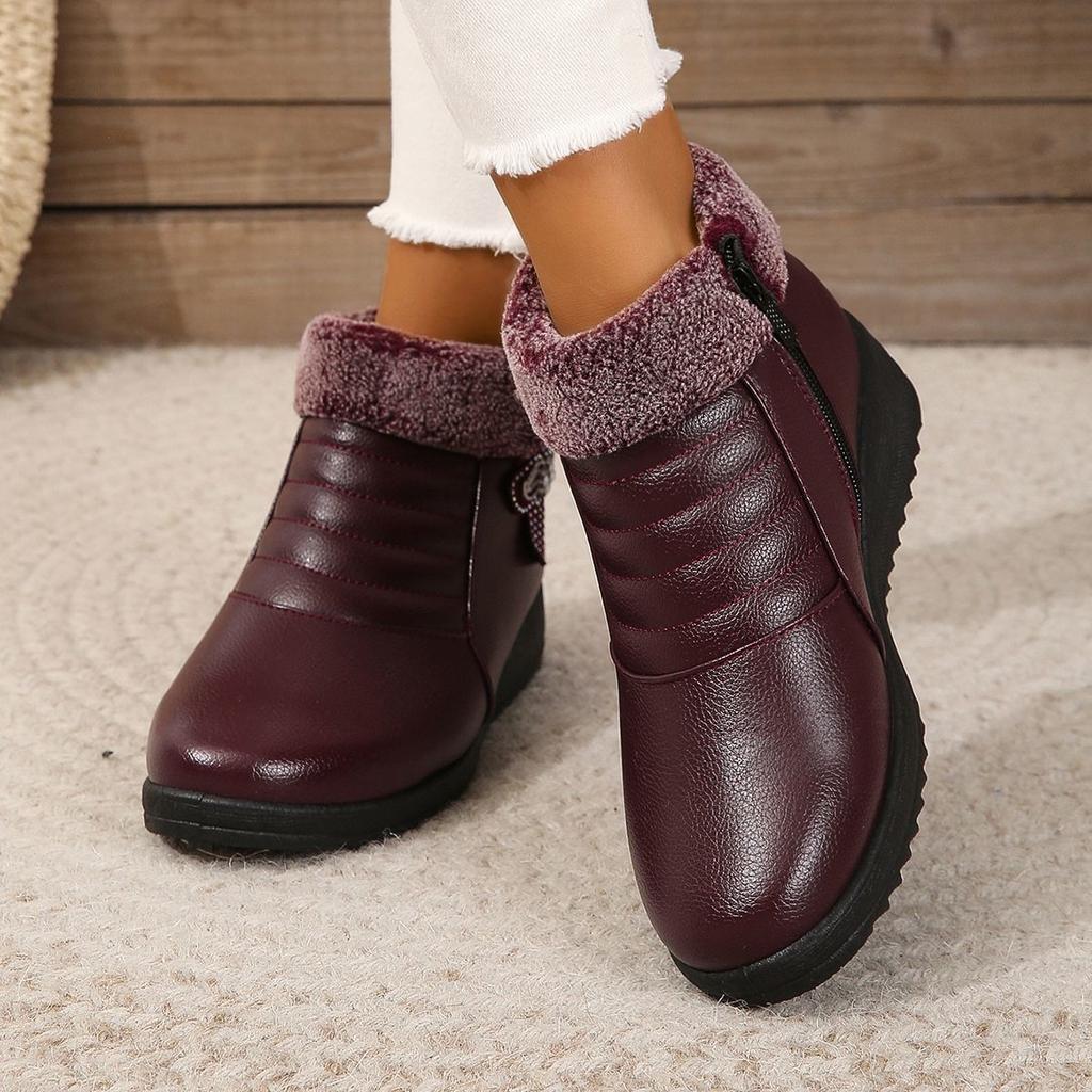 Warm Mother Cotton Shoes 2025 Velvet Boots Women's Short Boots Soft Sole Non-slip Lazy Leather Shoes Middle-aged and Elderly Women's Shoes