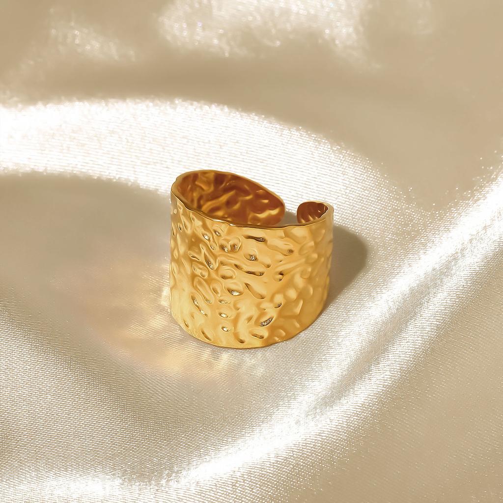 Anello da donna alla moda in 1 pezzo Anello da donna Anello in metallo Anello lucido Anello in metallo Regalo per le vacanze