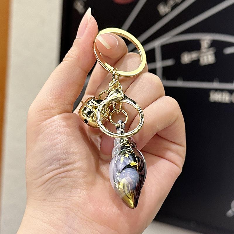 Colorful Acrylic Seashell Keychain Pendant - Cute and Exquisite for Girls' Bags & Car Pendants