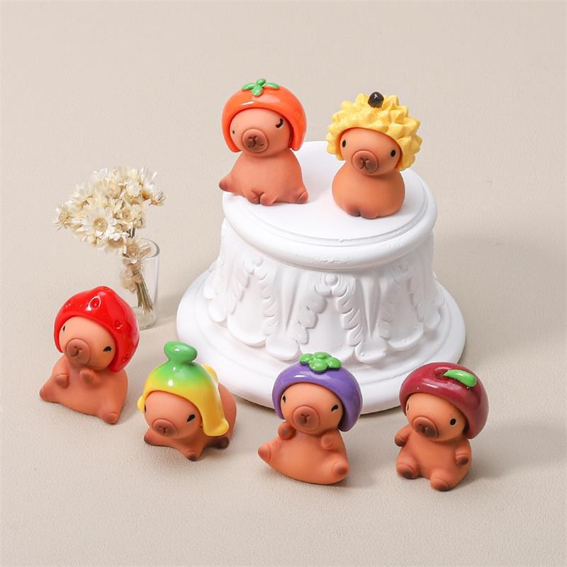 

6 Styles/Set Cartoon Cute Fruit Capybara Dolls Car Resin Ornaments Desktop Home Decoration Dollhouse Props Toy Accessories Gifts 6pcs