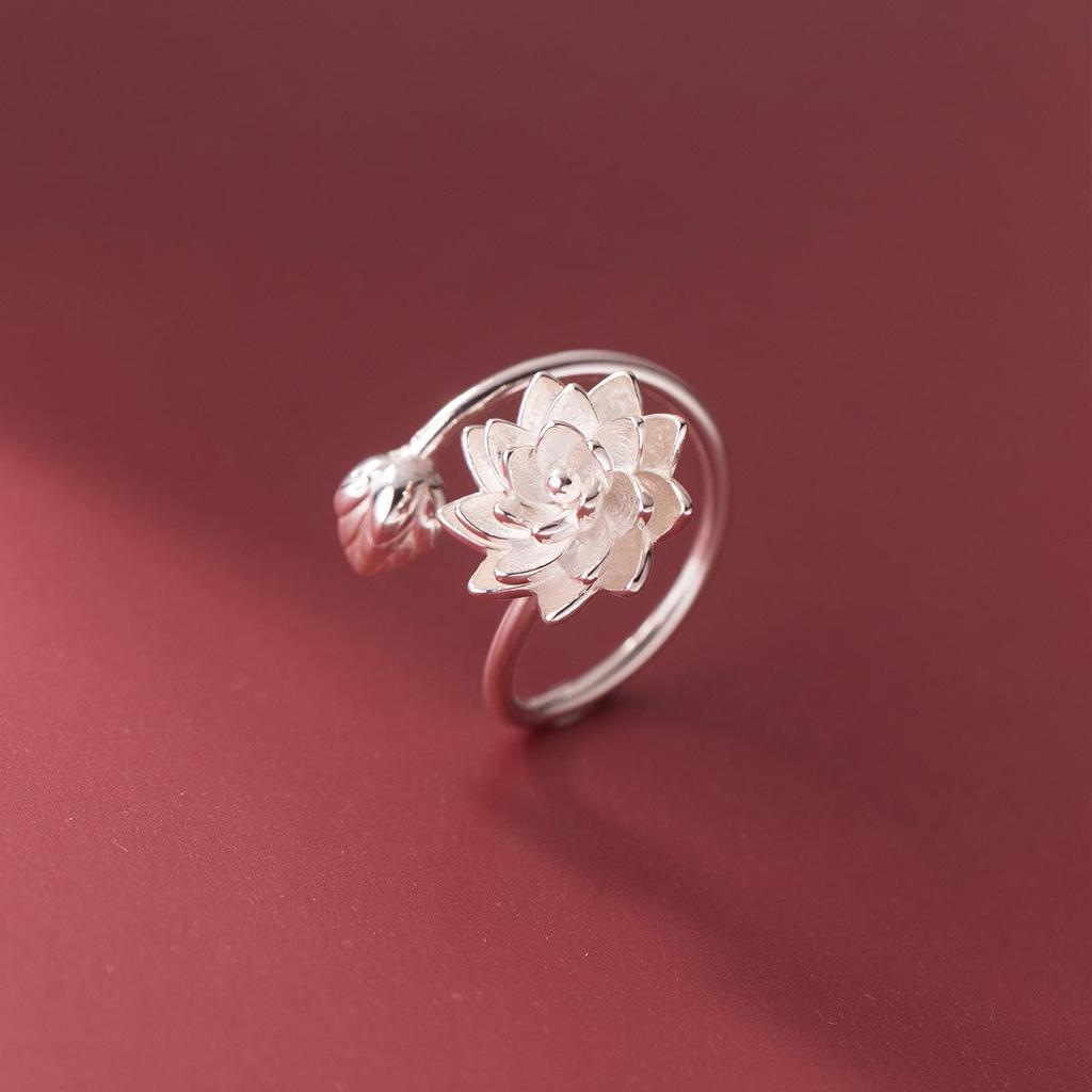 2024 Elegant Sterling Silver White Lotus Adjustable Ring