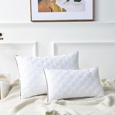 Almohada infantil de algodón pequeña individual: Comodidad durante todo el año para dormitorios y hogares