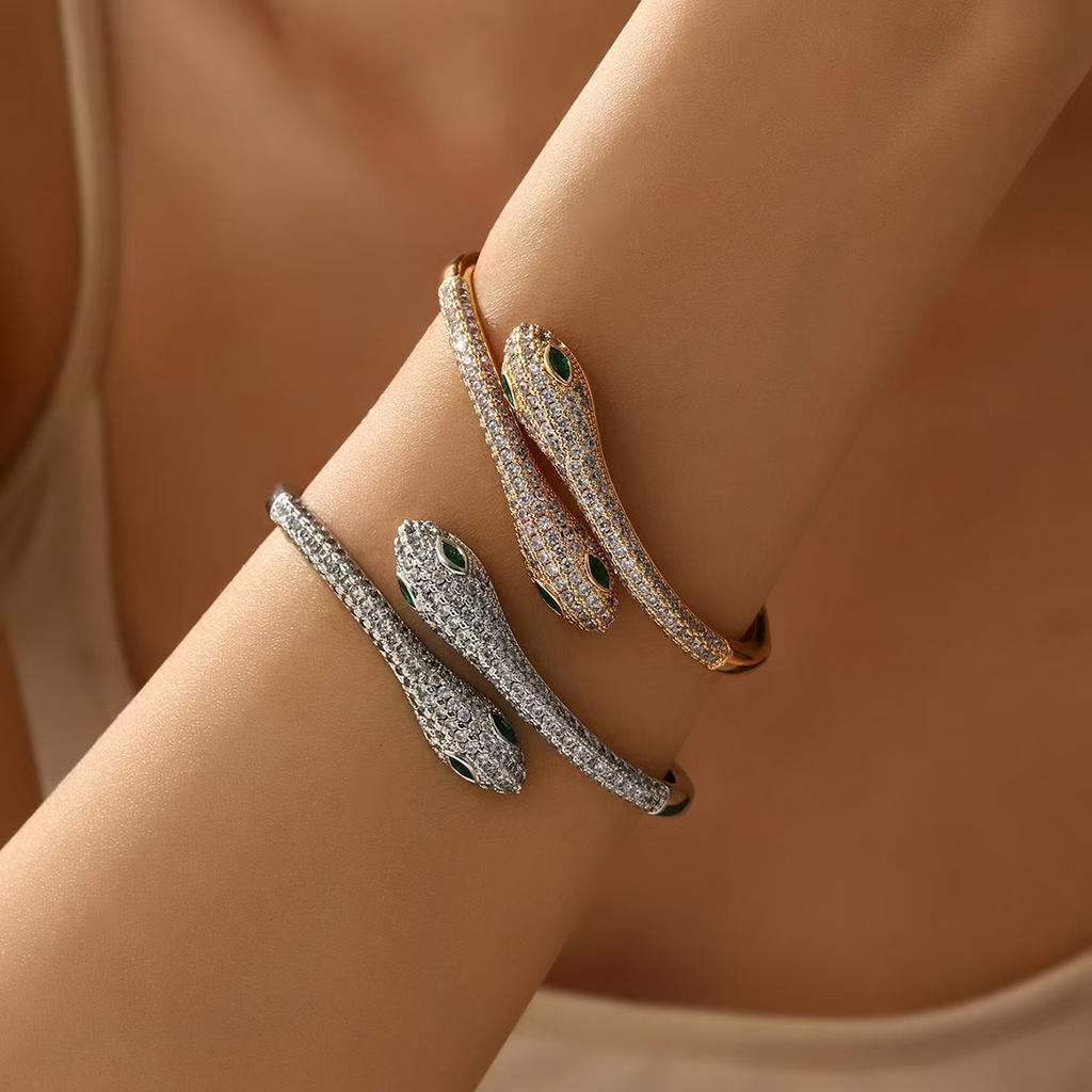 Bracciale Esotico a Forma di Serpente a Due Teste, Accessorio da Mano Versatile alla Moda per Donna, Lusso Leggero