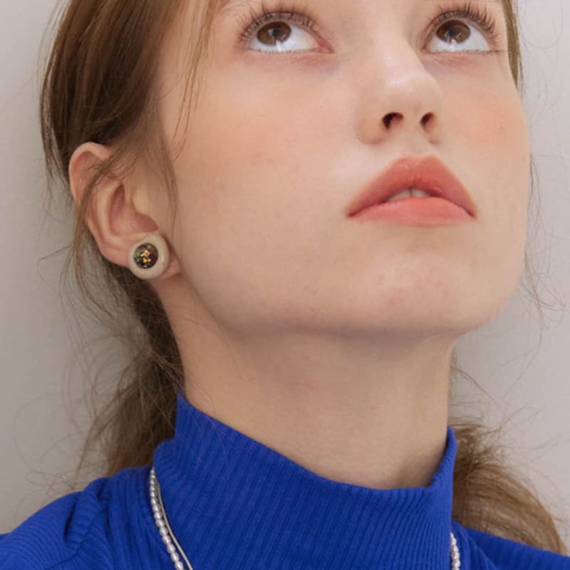 luvinball Pebble Snowball Earrings