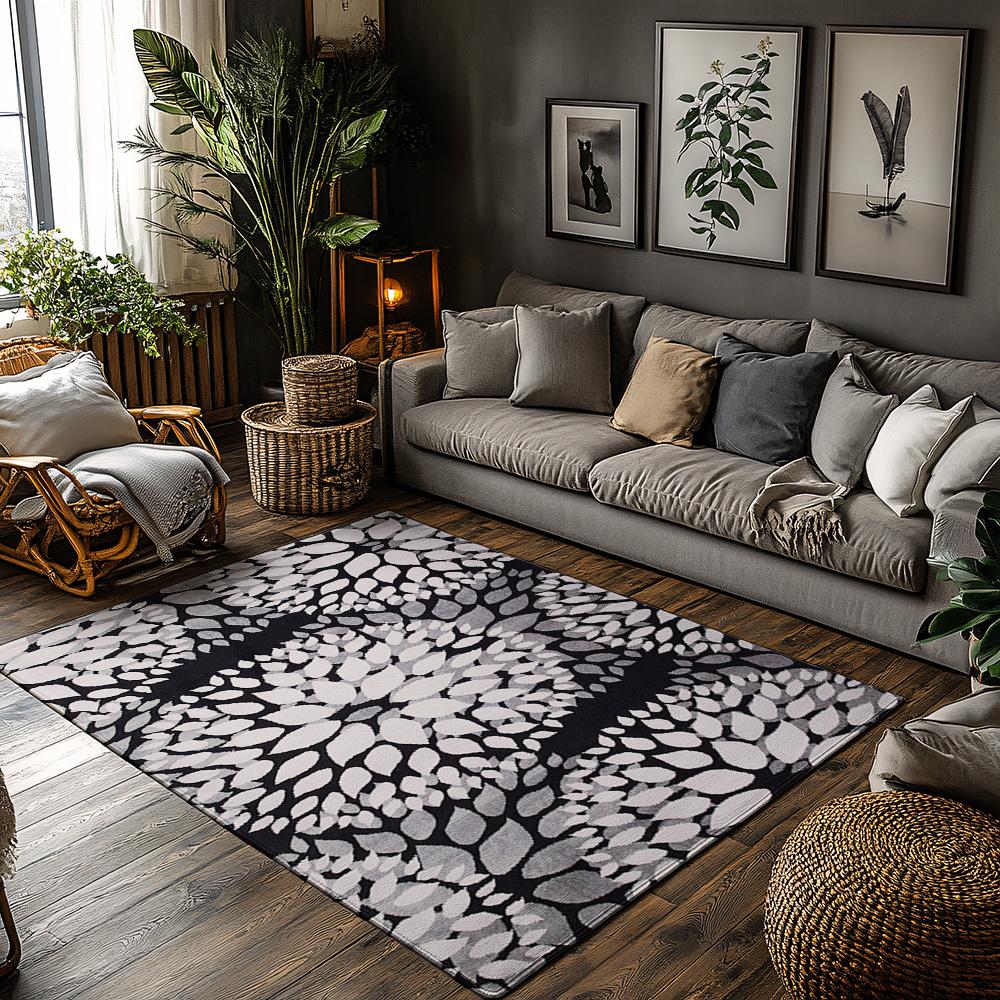 

Black White Bohemian Rug, Floral Pattern Non-Slip Carpet, Modern Living Room Mat for Vintage Home Decor 50x80cm20x31in