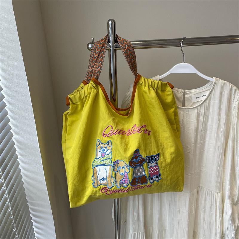 Stylish Large Capacity Embroidered Tote Bag for Women - Versatile, High-End Feel, Perfect for Casual Outings and Single Shoulder Wear.