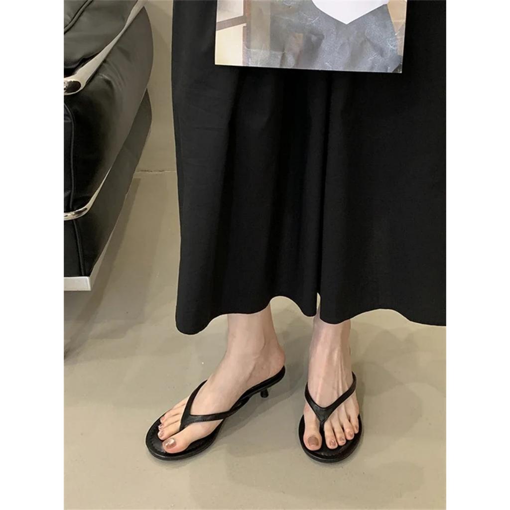 Eilyken Summer Fashion Thin Low Heels Slippers Women Round Clip Toe Beach Casual Sandals Flip Flops Shoes