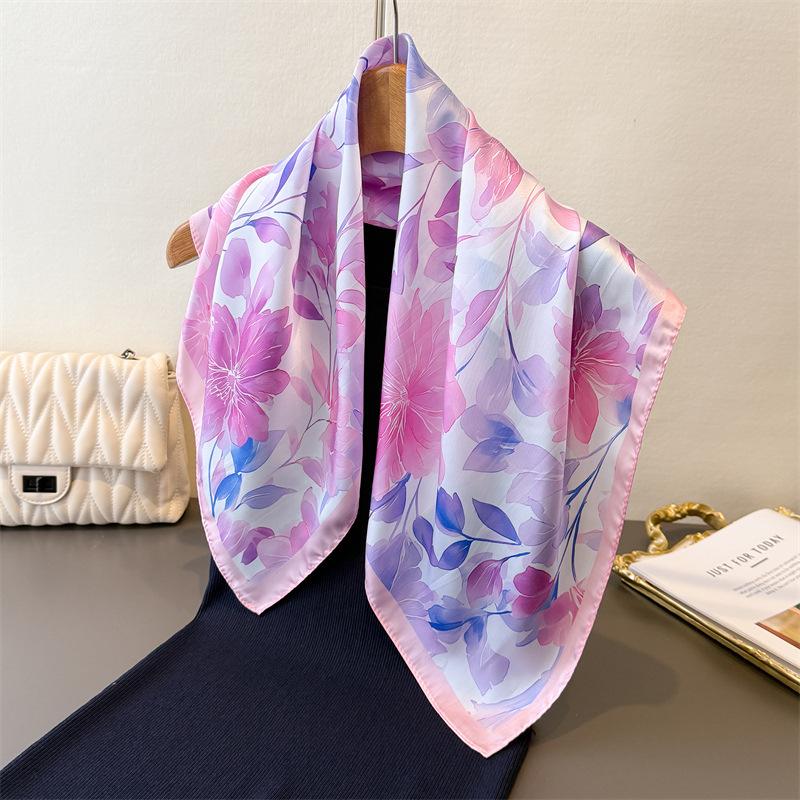 

2025 Design Fashion Square Silk Scarf Women Hairband Printed Small Satin Shawls Foulard Neckerchief Female Headbands Bandana 70x70cm