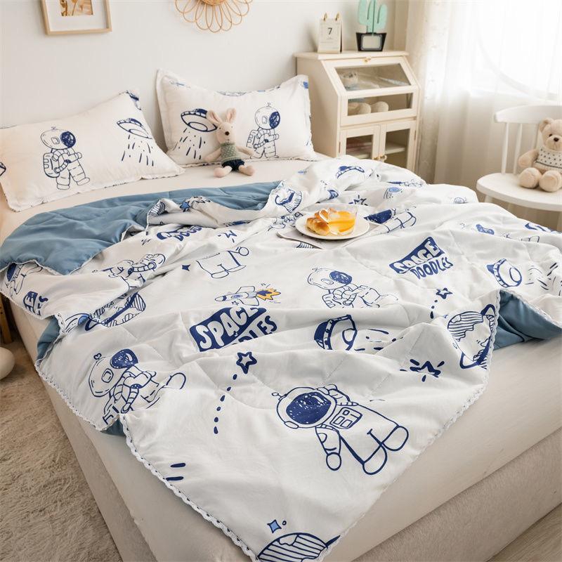 

Детское летнее одеяло с рисунком фруктов, красочное одеяло для взрослых, механическая стирка, кружевное стеганое одеяло с цветочным рисунком, тонкие одеяла, крутые одеяла 100x150cm космического пространства