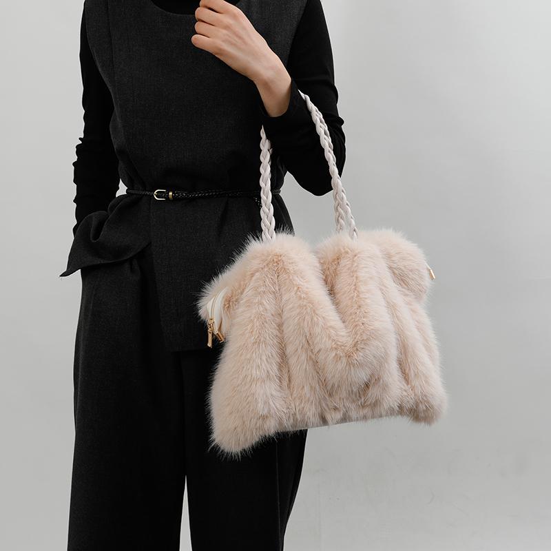 Women's Plush Shoulder Bag Large Capacity Tote Bag