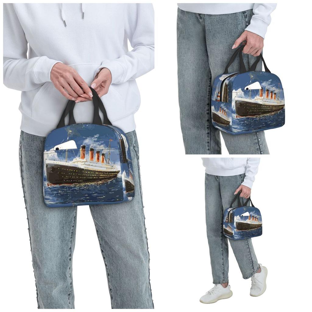 The Most Popular Ship Of All Times, Titanic. Insulated Lunch Bag for Kids School Cooler Thermal Food Box Tote Lunch Boxes