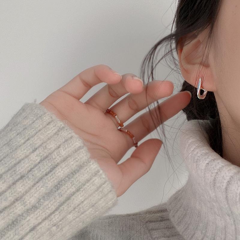 Pig Nose Earbud Earrings for Women with Niche Design Minimalist Temperament and Personality