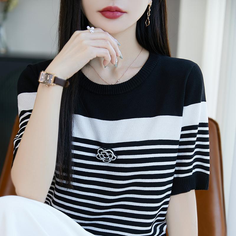 Summer Ice Silk Knitted Short-sleeved T-shirt Round-neck Camellia Top Loose Half-sleeved Base Shirt