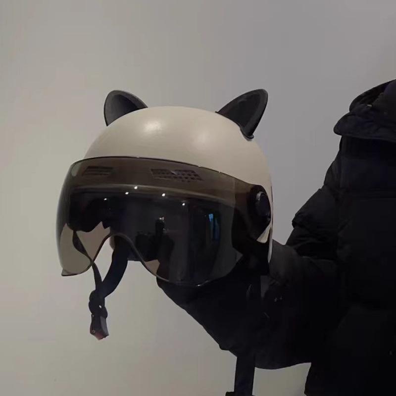 3C Certified Unisex Cat Ear Electric Bike Helmet, Sun Protection, All-Season Safety