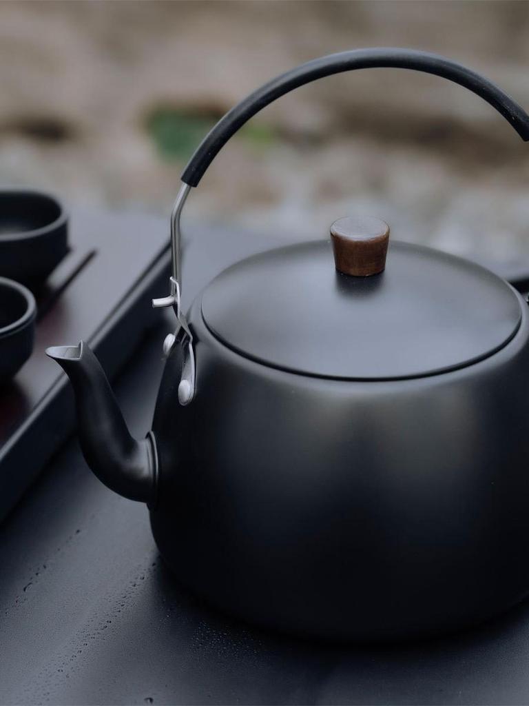 Aluminum Alloy Wood Handle Camping Teapot – Portable Kettle for Boiling Water, Tea, and Coffee