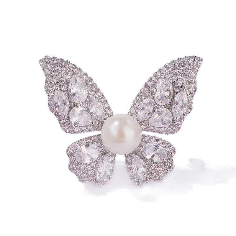 

Premium Pearl Butterfly Brooch Lapel Pin - Elegant Accessory for Women & Men